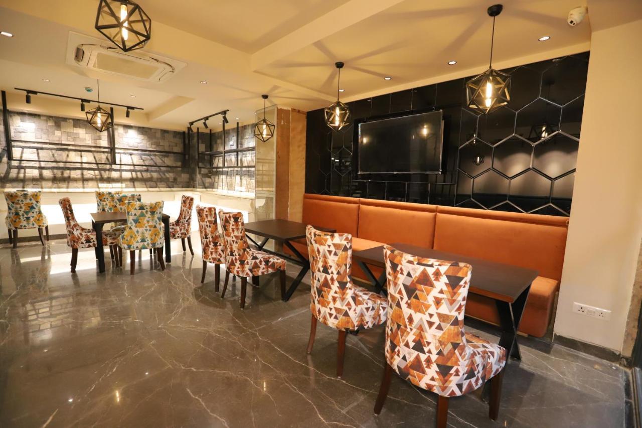 Ip Royal Hotel - New Delhi Nova Deli Exterior foto